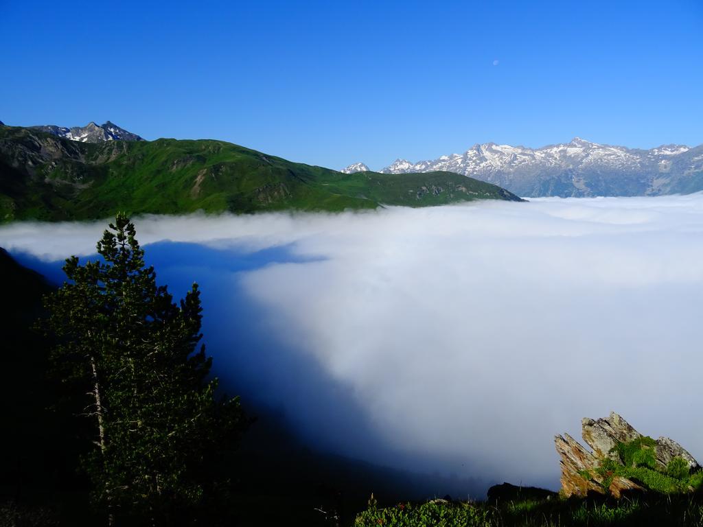 Hotel La Montagne Fleurie バレージュ エクステリア 写真
